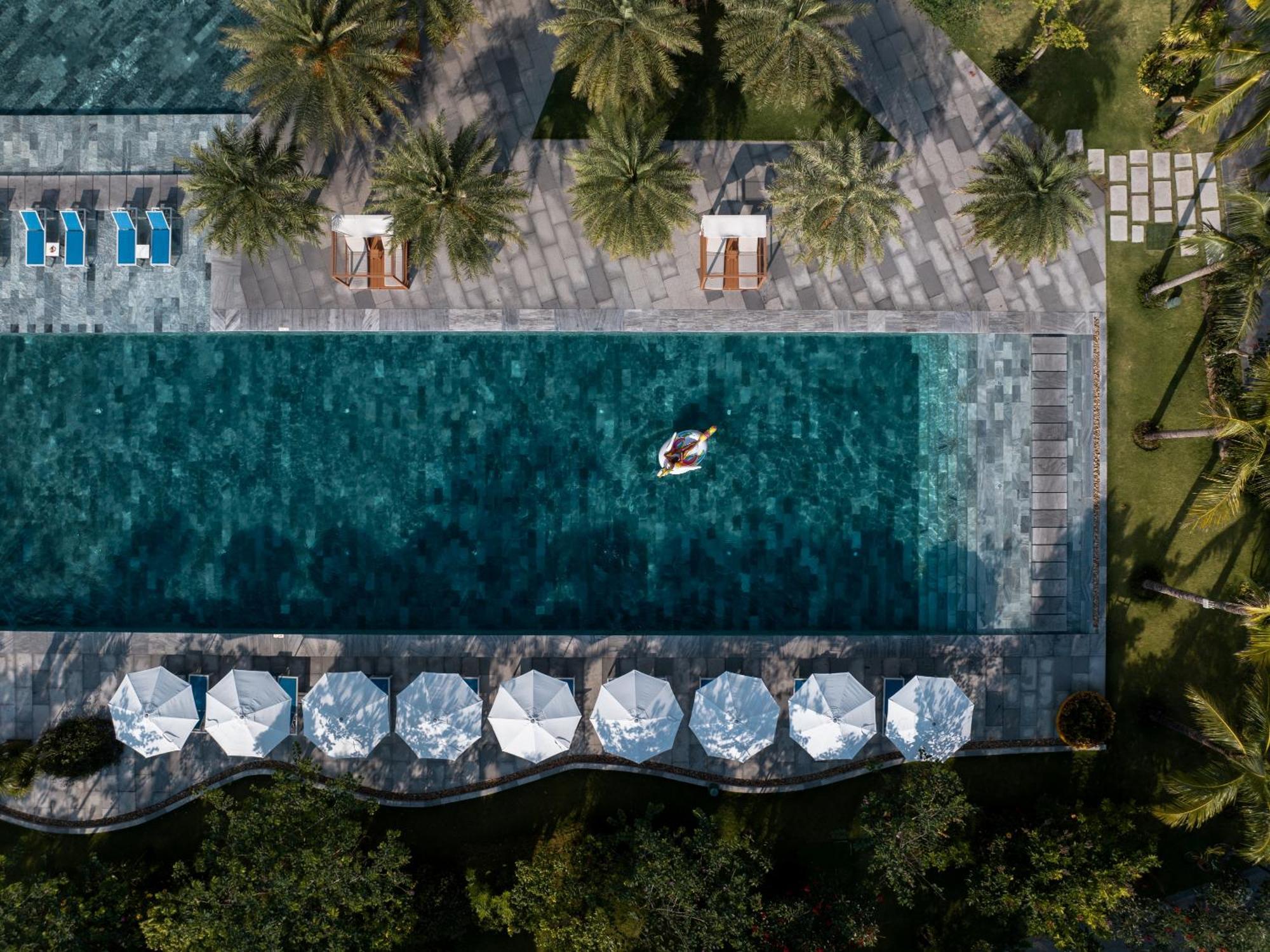 Wyndham Hoi An Royal Beachfront Resort & Villas Exterior photo