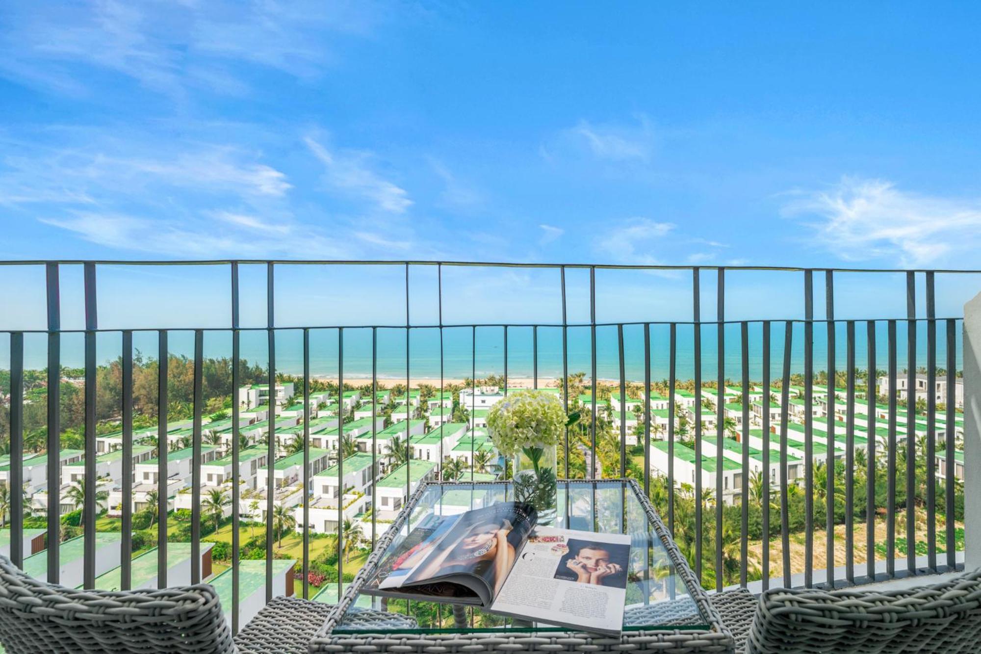 Wyndham Hoi An Royal Beachfront Resort & Villas Exterior photo